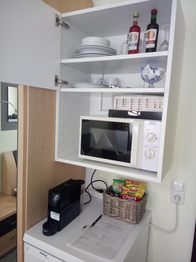 Cafe Und Pension Ringer Vilseck Buitenkant foto